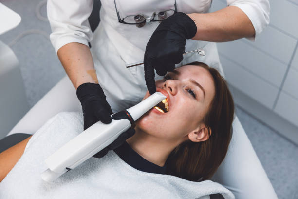 Best Emergency Tooth Extraction in Lipatria, CA
